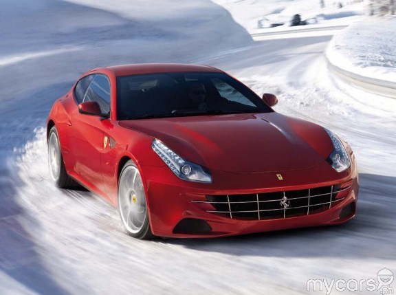 Ferrari FF 2013 vehicle