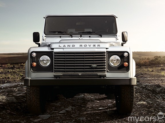 Land Rover Defender 2013 vehicle