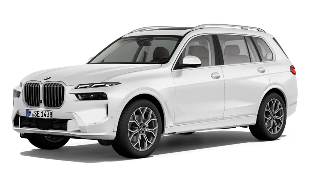 BMW X7 2024 vehicle